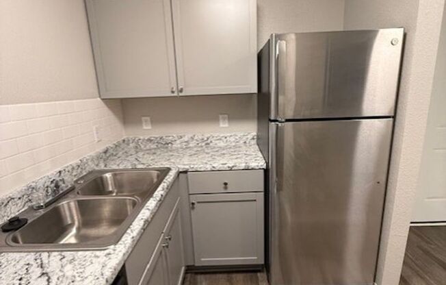 Studio, 1 bath, 520 sqft, $675, Unit 2723-301