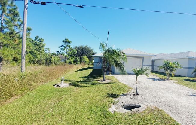 777/779 Bedford Drive