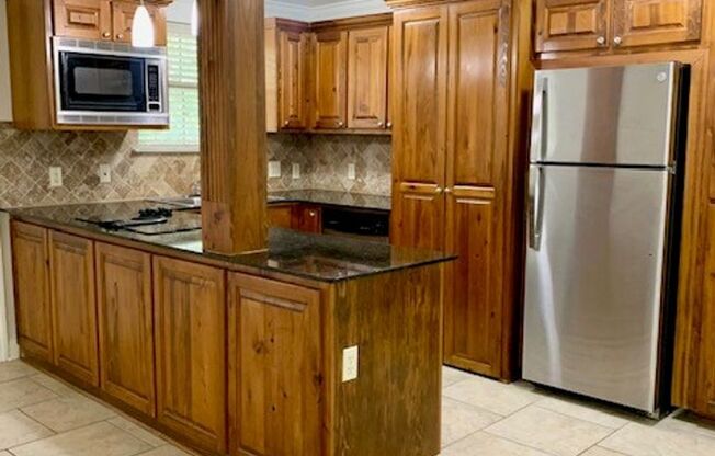 2BD/2BA Condo for Lease on Park Blvd. Close to LSU campus!