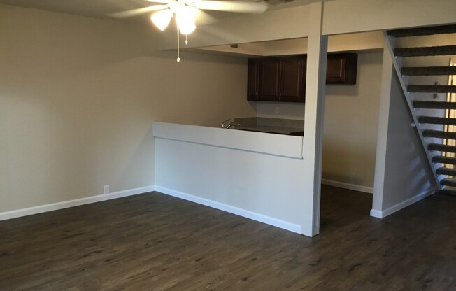 366 E. El Paso Ave.