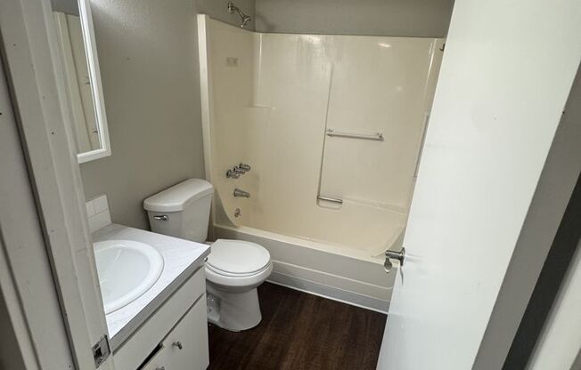 1 bed, 1 bath, 660 sqft, $1,595, Unit 314