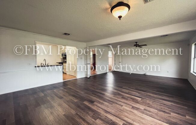 3 beds, 2 baths, 3,148 sqft, $1,750, Unit House