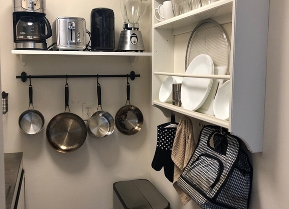 1 bed, 1 bath, 319 sqft, $2,395, Unit PARLOR