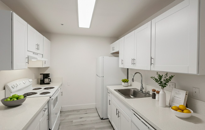 1 bed, 1 bath, 795 sqft, $1,395, Unit 59
