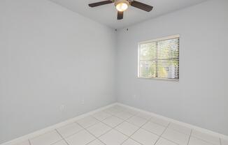 South Pointe Apartments - Apartment Living in Miami, FL