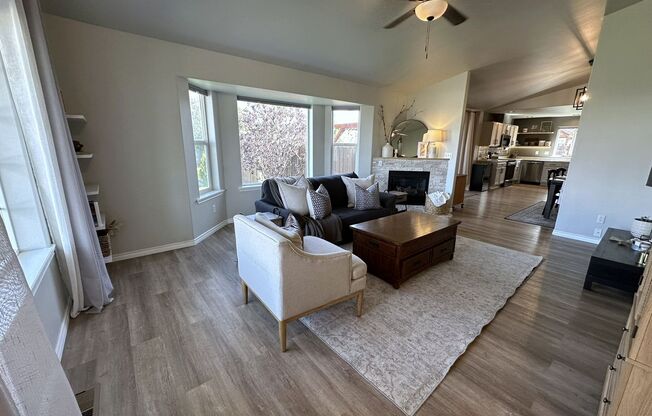 Beautiful 3/2 Home With Backyard Oasis!