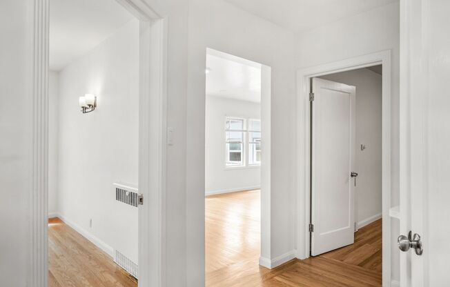 475 Chestnut Street (973r)