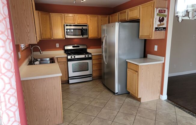 Single Story - 3 Bedroom w/RV Parking in Silverado Ranch