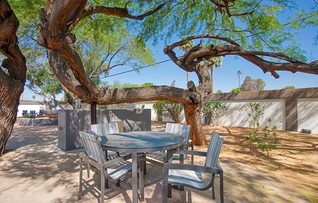 3 beds, 2 baths, 1,250 sqft, $1,995, Unit 10