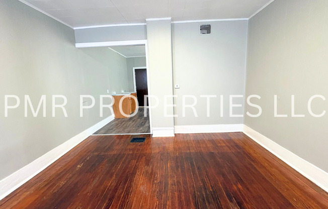 1 Bedroom / 1 Bathroom House