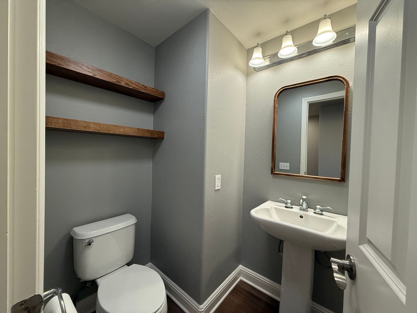 2 beds, 2.5 baths, $2,350, Unit UNIT 603