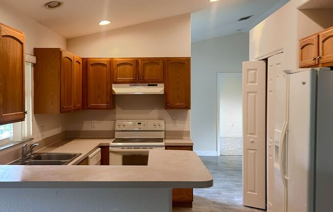 4 beds, 2 baths, $2,500, Unit ORANGE COUNTY