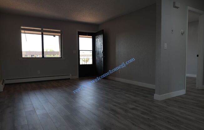 2 beds, 1 bath, $1,350, Unit 3