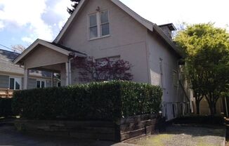2141 N 61st