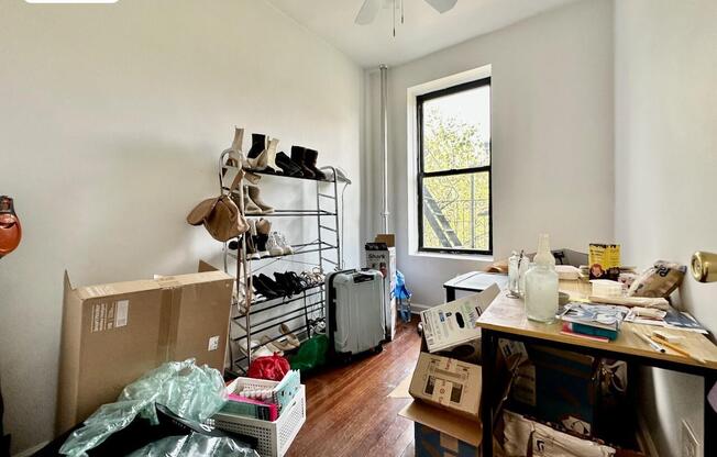 40 W 127 ST