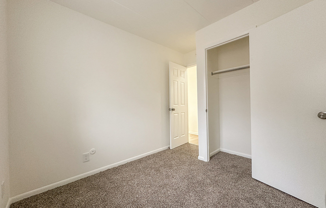 Peachgate Apartments