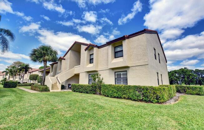 5851 PARKWALK DR