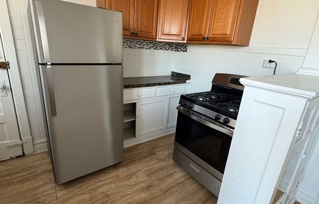 Studio, 1 bath, 500 sqft, $1,195, Unit 950-11