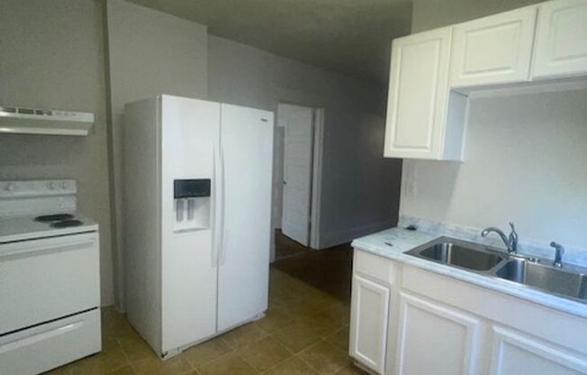 2 beds, 1 bath, 1,200 sqft, $1,200, Unit Unit A