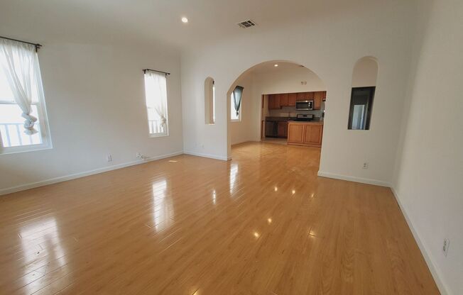 3933 Woolwine Dr