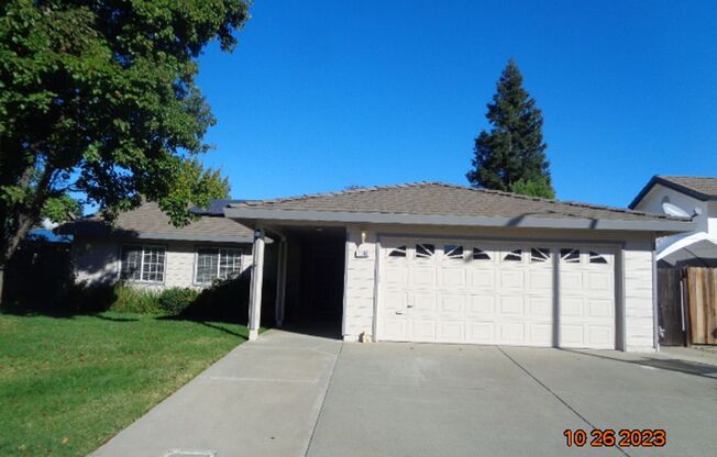 1580 Ingrid Drive (FOR RENT) Dixon