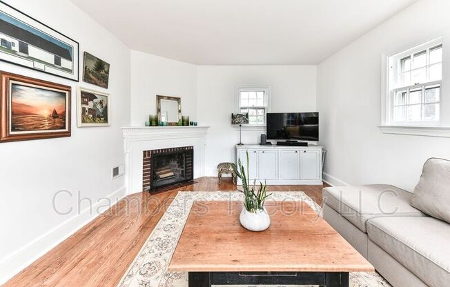 2705 RUSSELL RD