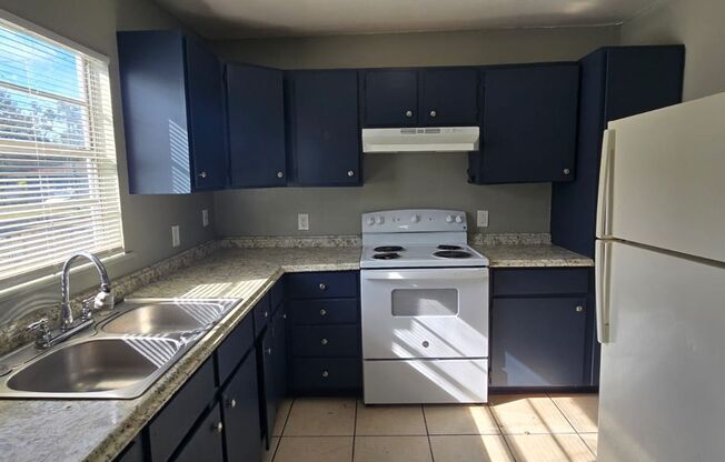 3/1 Tampa Home ! Apply for FREE!