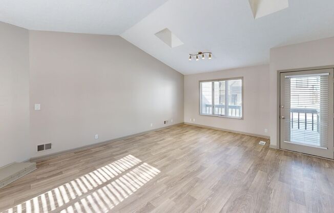 3 beds, 2 baths, 1,490 sqft, $1,850, Unit 11300 OSC