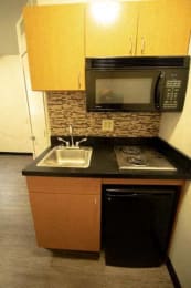 Studio, 1 bath, 160 sqft, $770