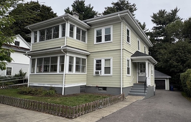 97 WARWICK RD