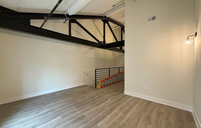 1 bed, 1.5 baths, 689 sqft, $3,375, Unit 202