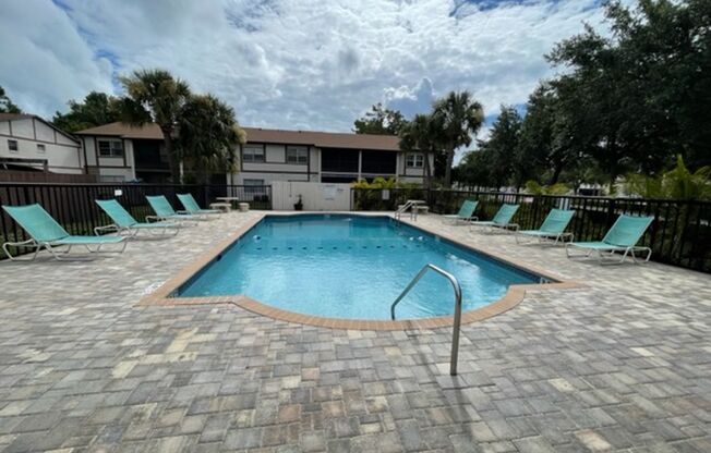 2 beds, 2 baths, 1,000 sqft, $1,400, Unit 401 C Banana Cay Drive