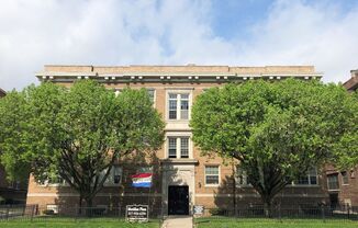 1 & 2 Bedroom Apartments in Downtown Indianapolis - Meridian Plaza Awaits You!