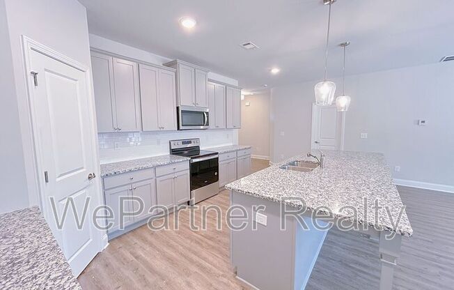 2610 MLS CMNS DR