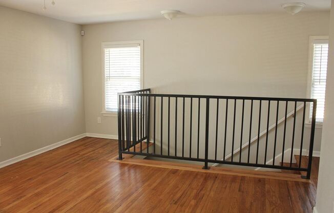 1419 Hurley