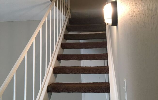 2 beds, 2.5 baths, $975, Unit # 901
