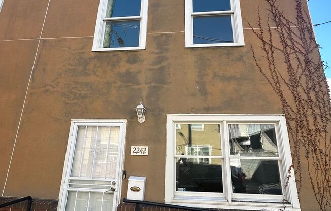 Fully Renovated South Philly Gem — End‑of‑Row with Outdoor Space