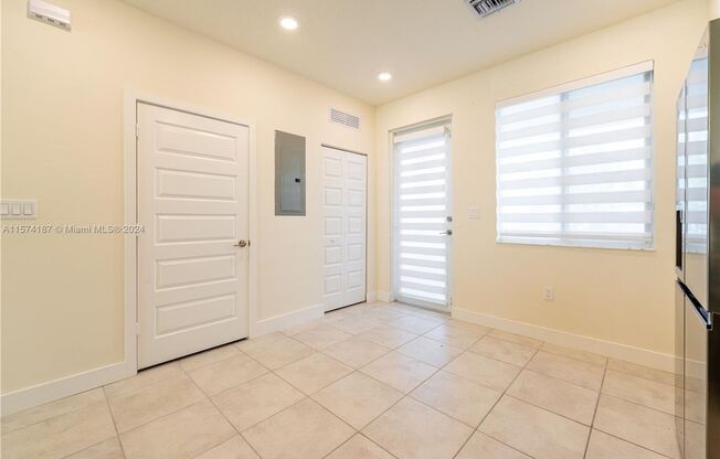 6425 NW 103rd Place 107, Doral, FL 33178
