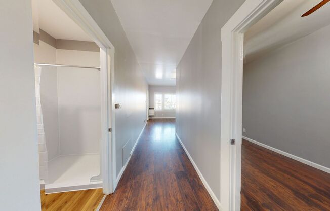 2044-2046 International Blvd