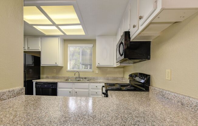 2 beds, 2 baths, 1,000 sqft, $1,900, Unit 104