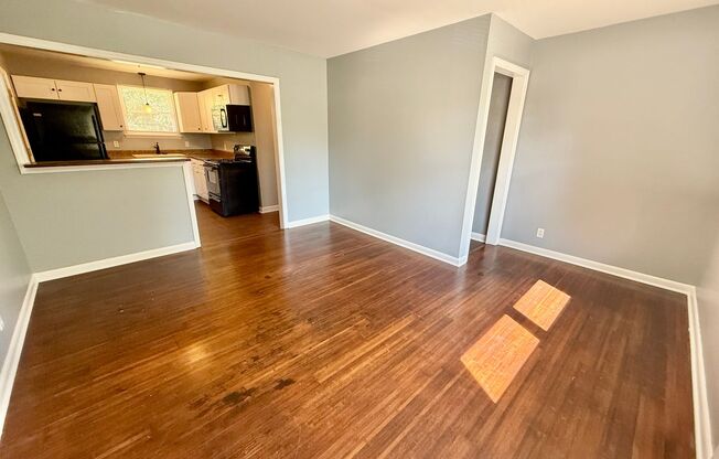 2 Bedroom in Time for Fall! $1450