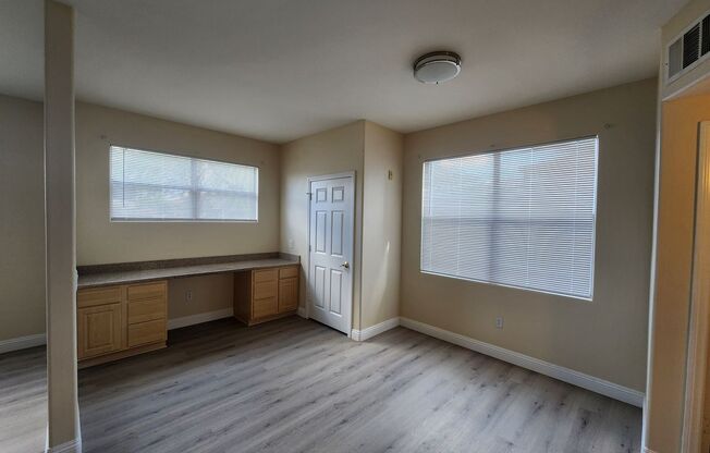 2 beds, 2 baths, $1,400, Unit Unit #1009
