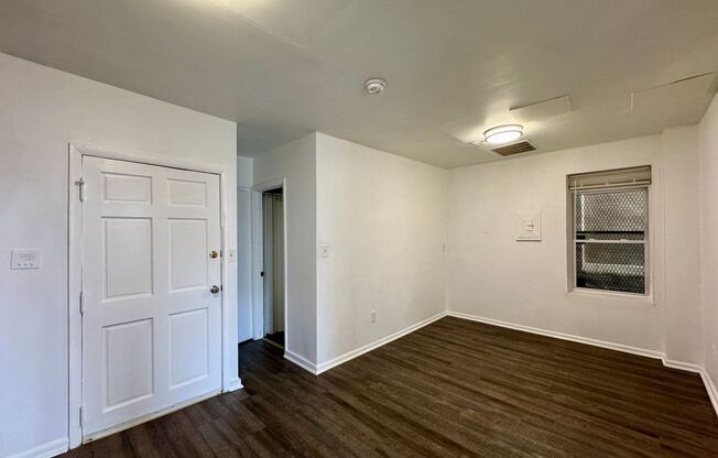 1503 EUTAW PL