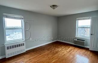 2 beds, 2.5 baths, $3,100, Unit 313