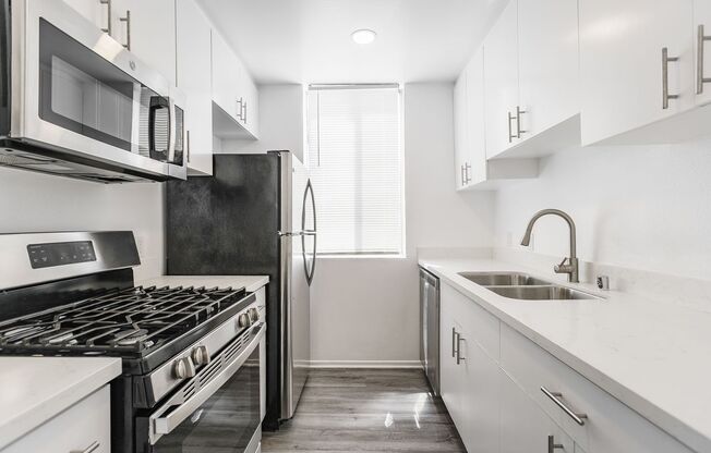 2 beds, 2 baths, 1,150 sqft, $2,998, Unit 201