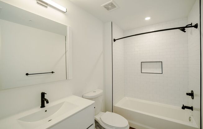 1 bed, 1 bath, 675 sqft, $1,425, Unit 405