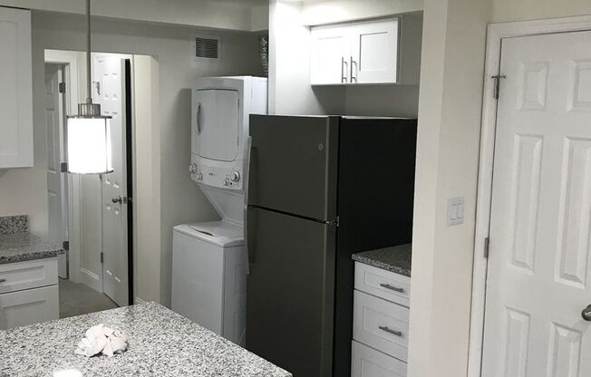 1 bed, 1 bath, 600 sqft, $1,450, Unit 6812-003