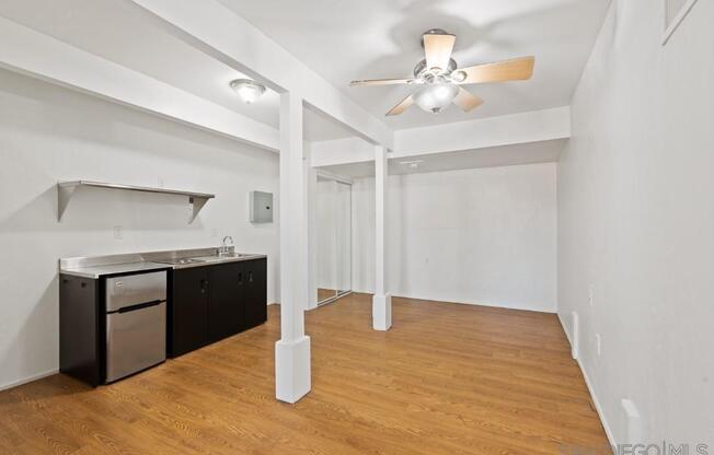 8038 LEMON AVE