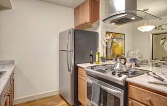 Heritage Hills kitchen Apartments in Renton, WA