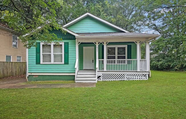 Updated 3-Bedroom Ranch with Spacious Front Porch in Pittsburgh Neighborhood – Prime Atlanta Location